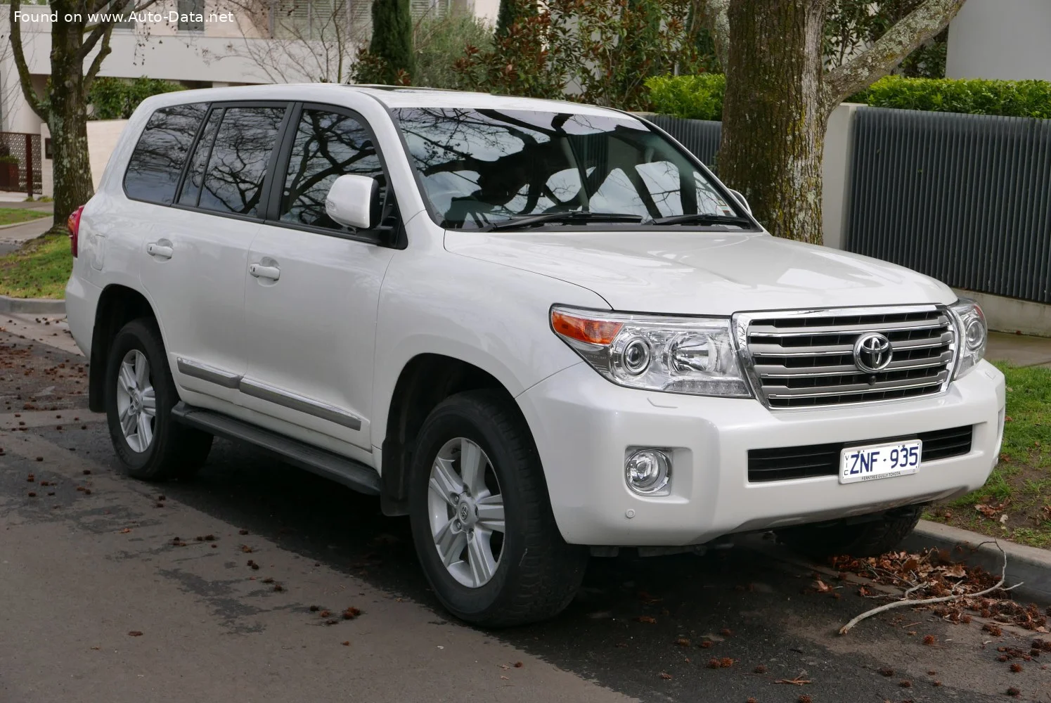 Toyota Land Cruiser 4.5d V8 (272 Hp) Automatic2013 - 2015 - 1