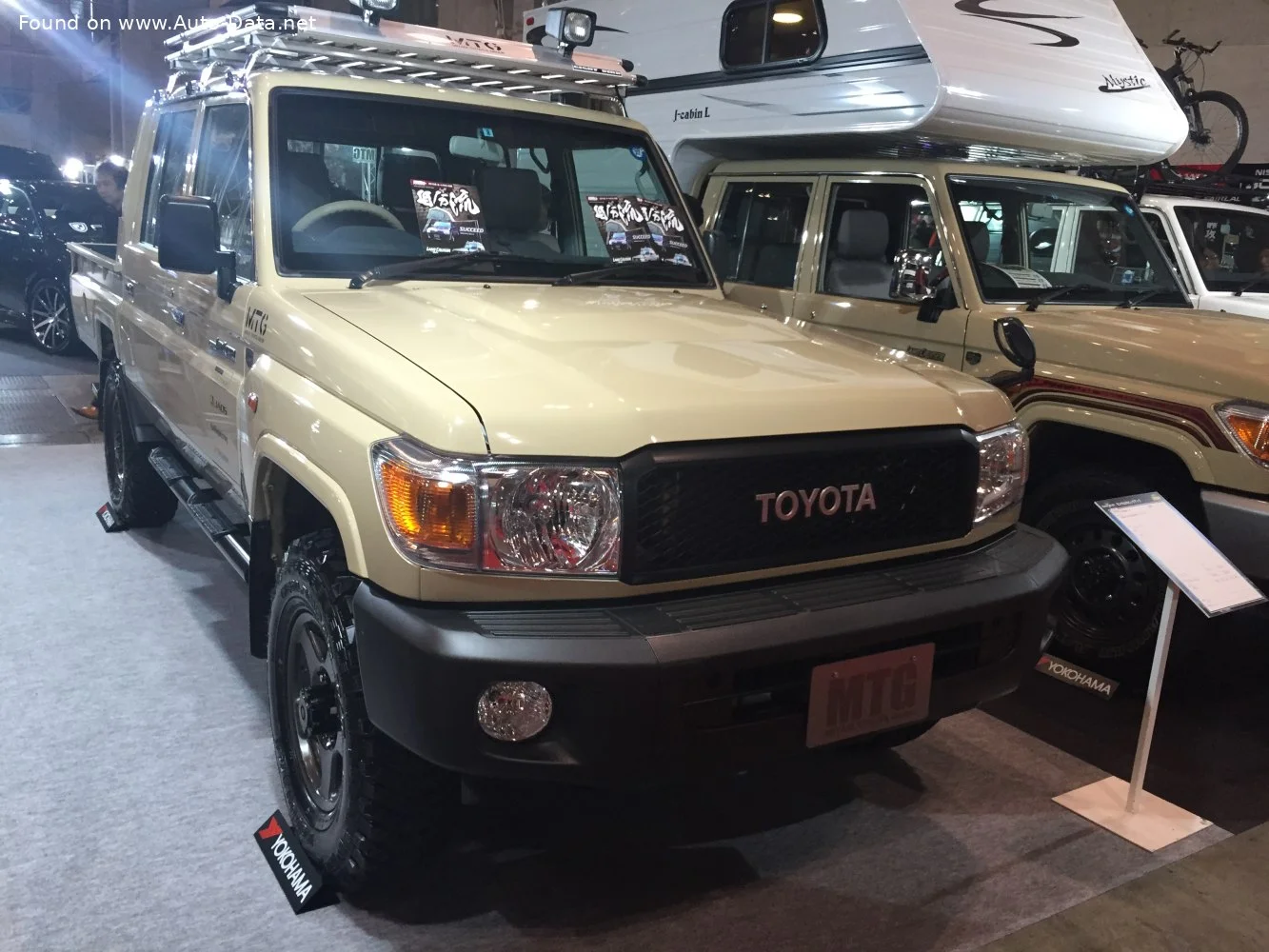 Toyota Land Cruiser 4.0 i V6 (231 Hp) 4WD2012 - thumbnail 3