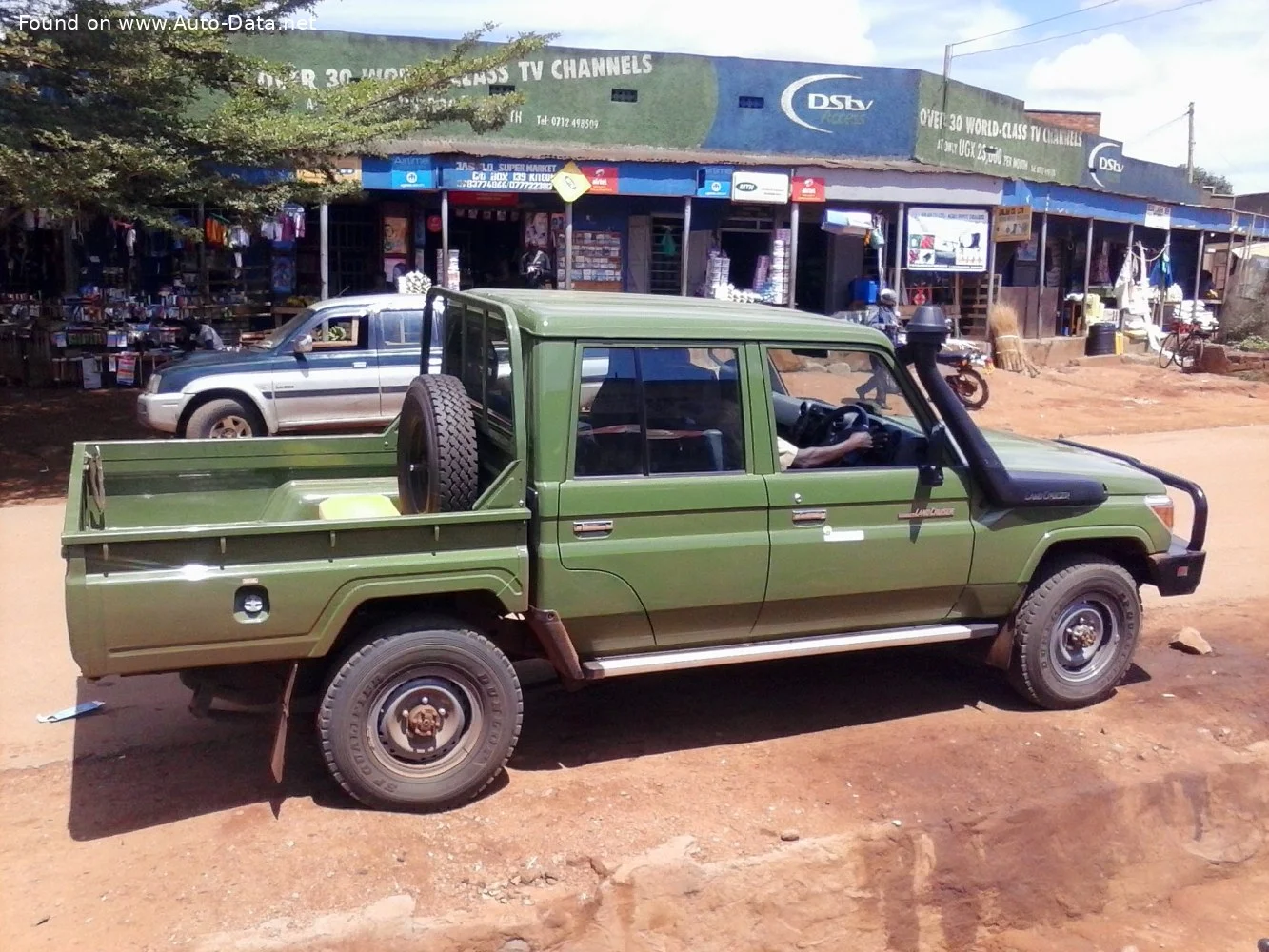 Toyota Land Cruiser 4.0 i V6 (231 Hp) 4WD2012 - thumbnail 6