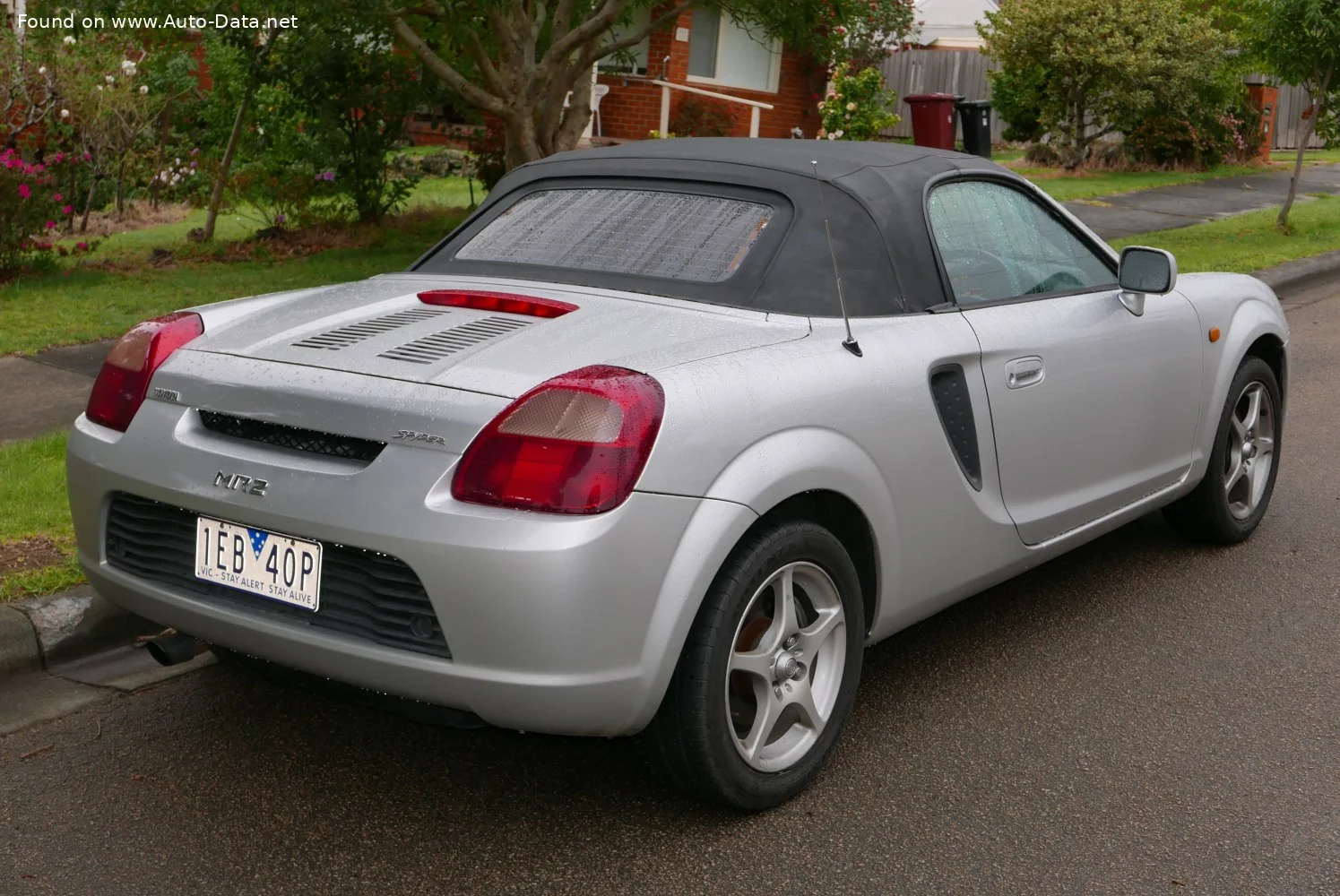 Toyota MR 2 1.8 16V VT-i (140 Hp)1999 - 2007 thumbnail 2