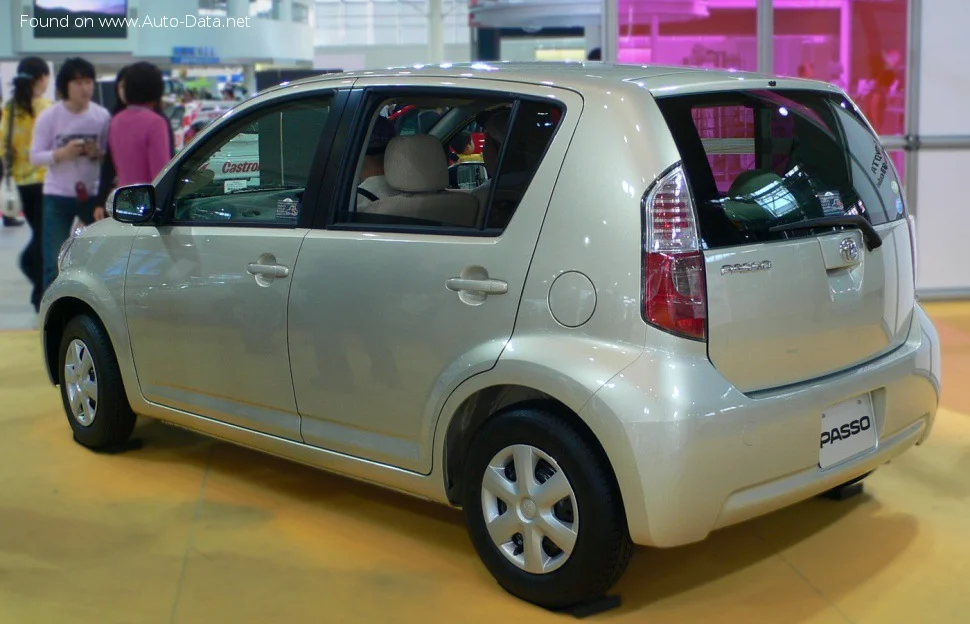 Toyota Passo 1.0i (70 Hp)2004 - 2010 thumbnail 2