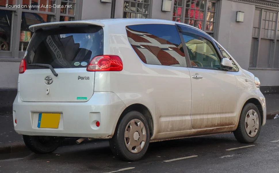 Toyota Porte 1.3i (88 Hp)2004 - 2012 thumbnail 2