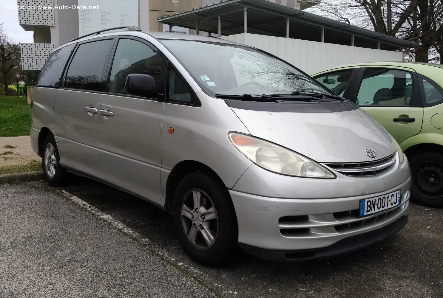 Toyota Previa 2.0 D-4D (116 Hp)2000 - 2005 - 1