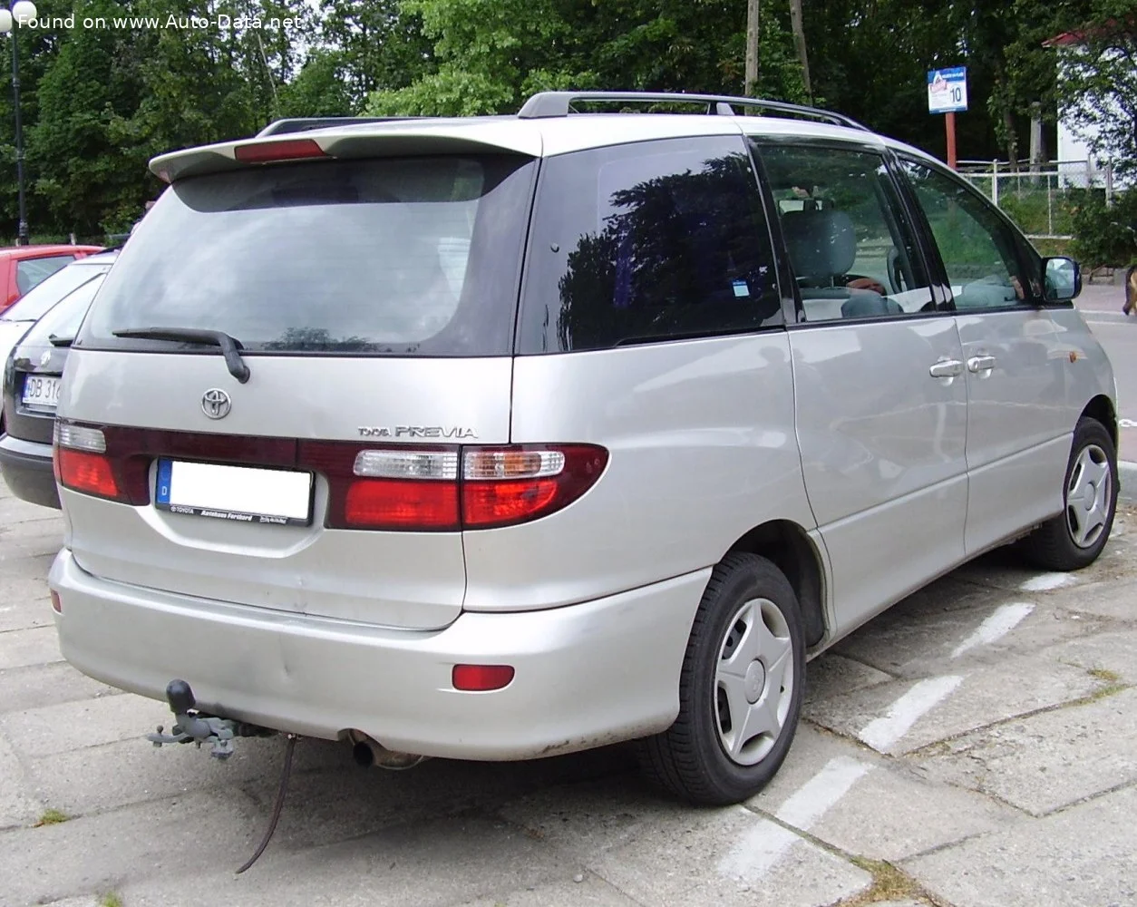 Toyota Previa 2.0 D-4D (116 Hp)2000 - 2005 thumbnail 4
