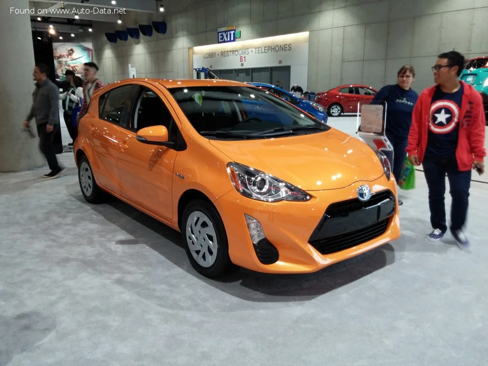 Toyota Prius 1.5 (101 Hp) Hybrid e-CVT2017 - 2019 - 1