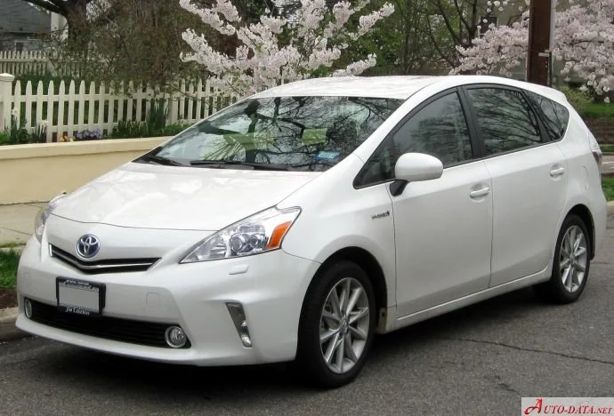 Toyota Prius 1.8 HSD (99 Hp) e-CVT2011 - 2015 - 1