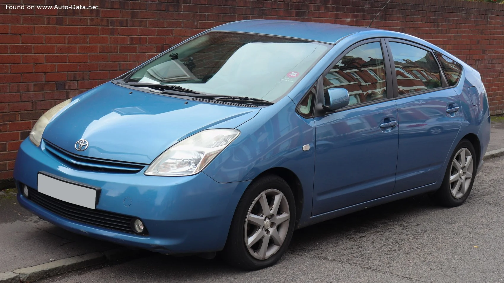 Toyota Prius 1.5 VVT-i (113 Hp) Hybrid e-CVT2003 - 2009 thumbnail 5
