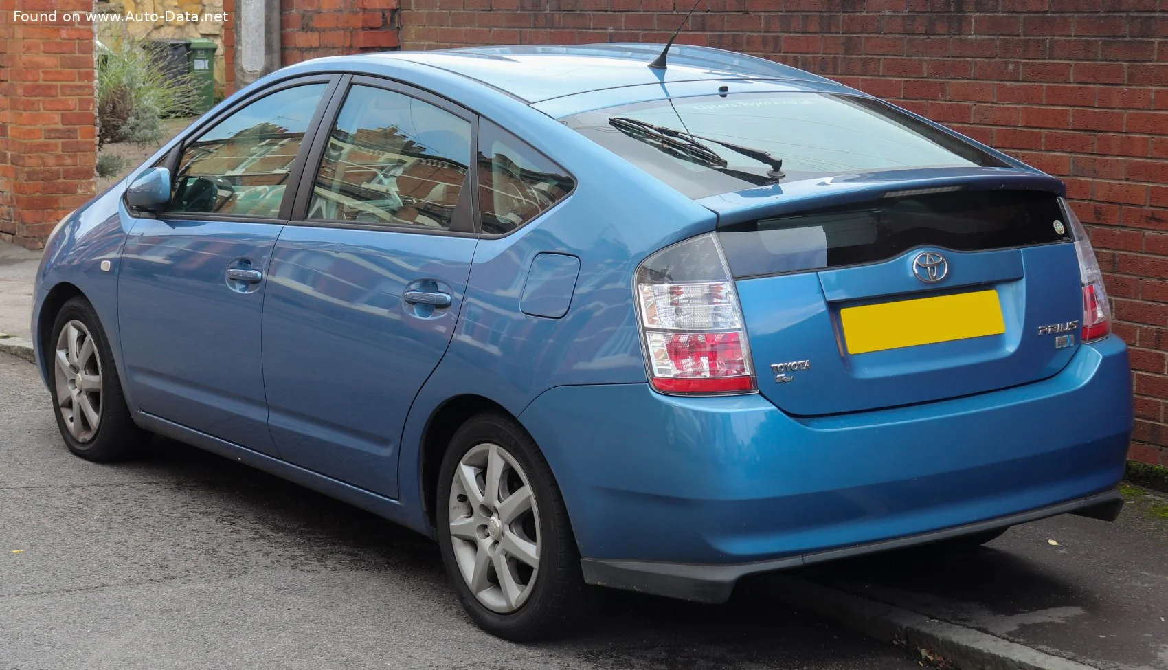 Toyota Prius 1.5 VVT-i (113 Hp) Hybrid e-CVT2003 - 2009 thumbnail 6