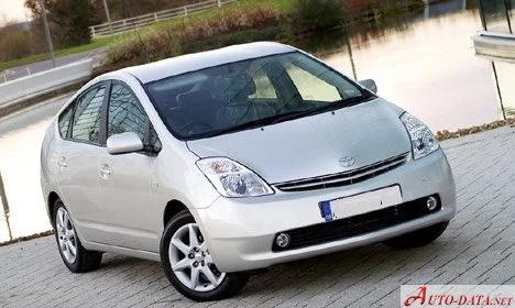 Toyota Prius 1.5 VVT-i (113 Hp) Hybrid e-CVT2003 - 2009 thumbnail 9