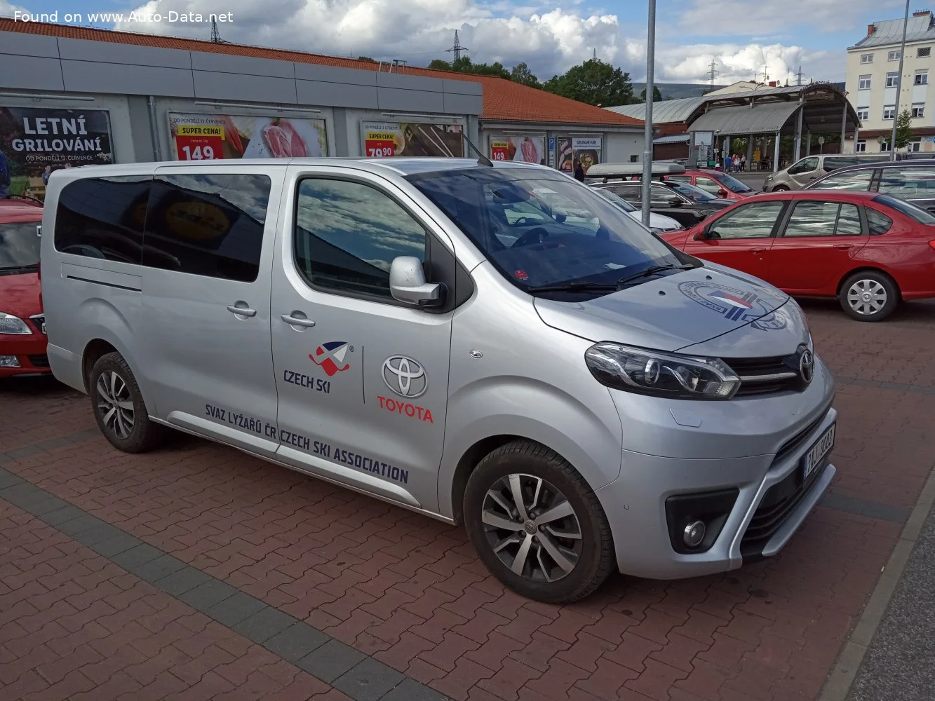 Toyota Proace 1.5d (120 Hp)2018 - - 1