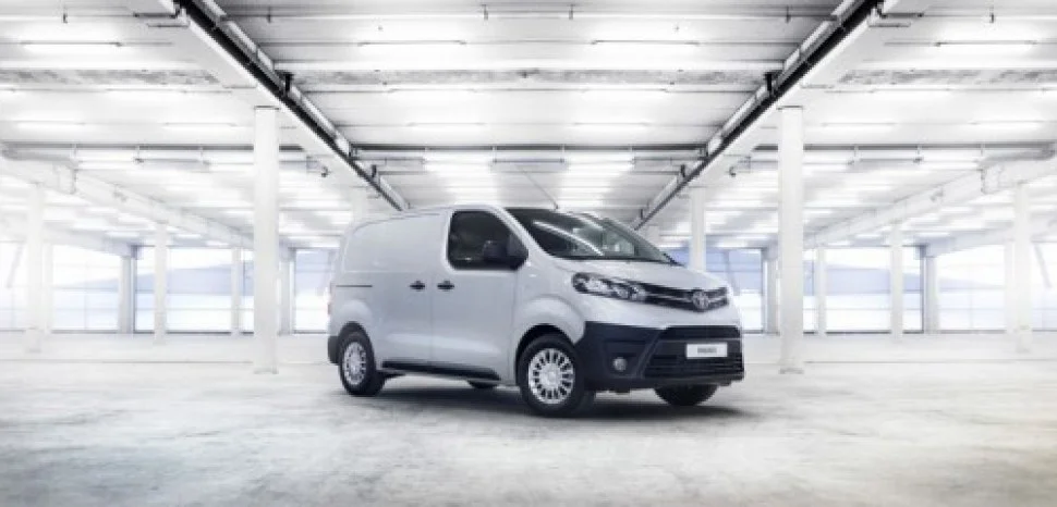 Toyota Proace 1.5d (120 Hp)2018 - - 1