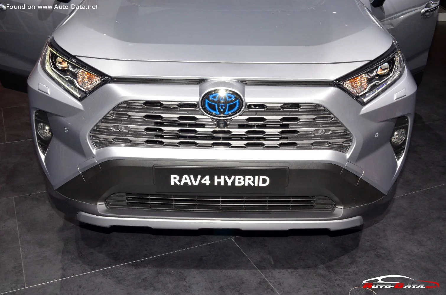 Toyota RAV4 2.0 (149 Hp)2019 - 2021 thumbnail 8
