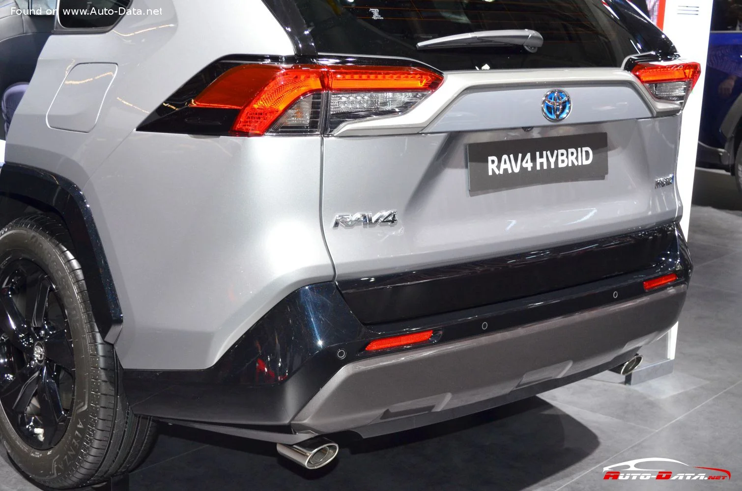 Toyota RAV4 2.0 (149 Hp)2019 - 2021 thumbnail 10