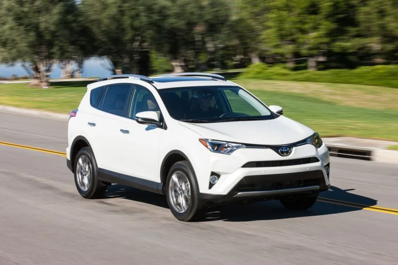 Toyota RAV4 2.0 D-4D (143 Hp)2015 - 2018 thumbnail 14