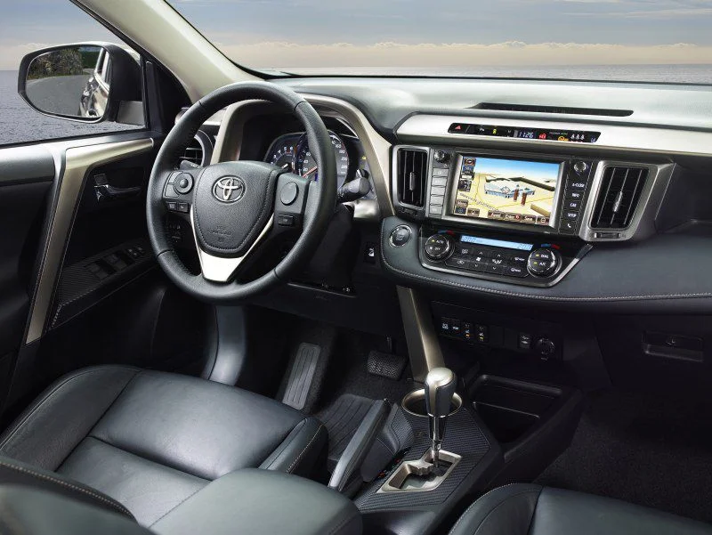 Toyota RAV4 2.0 D-4D (124 Hp)2012 - 2015 thumbnail 9