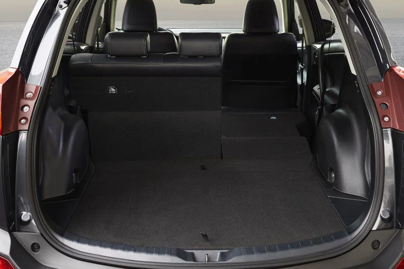 Toyota RAV4 2.0 D-4D (124 Hp)2012 - 2015 thumbnail 10