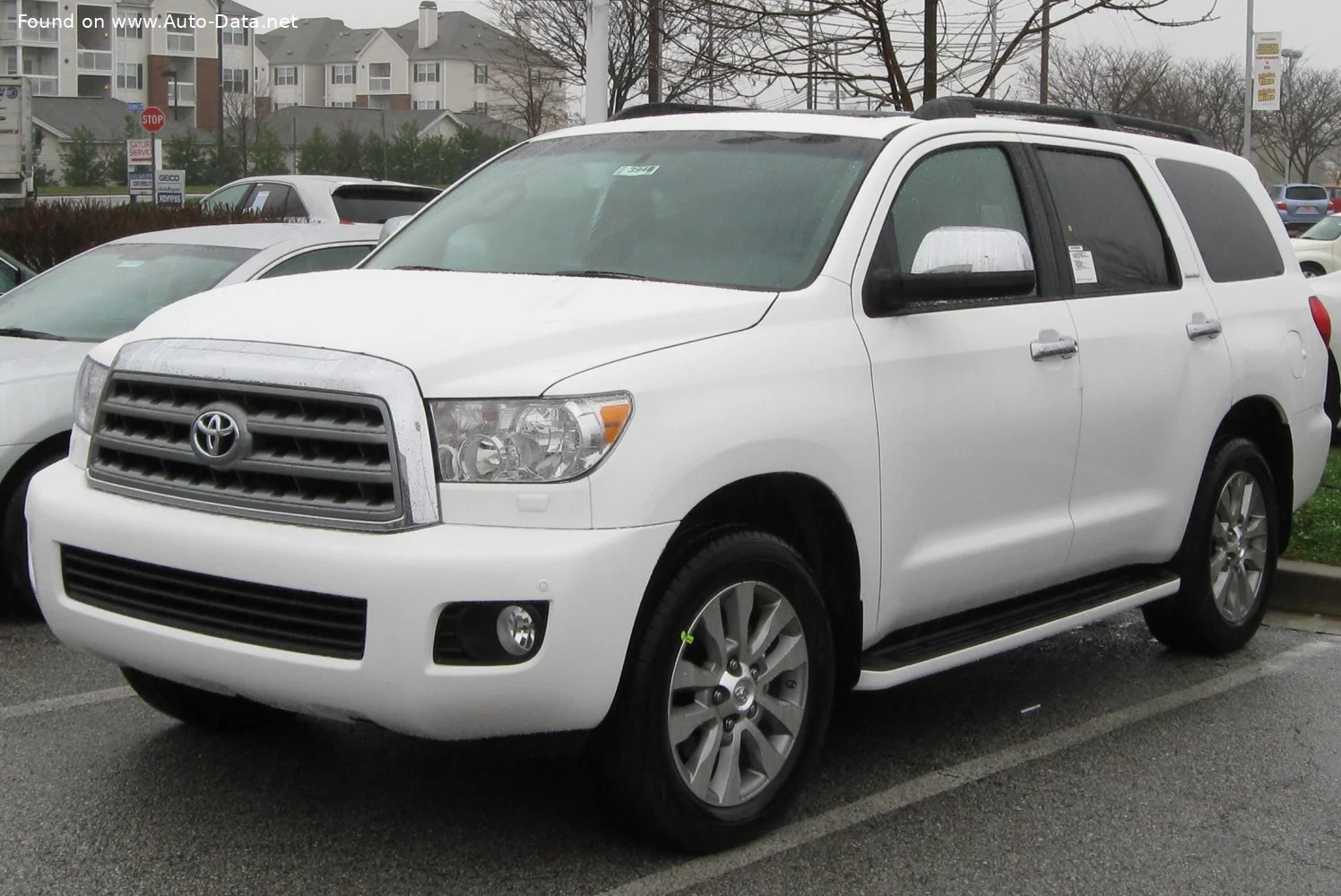 Toyota Sequoia 4.6 V8 VVT-i (310 Hp) 2WD ECT-i2009 - 2012 thumbnail 2