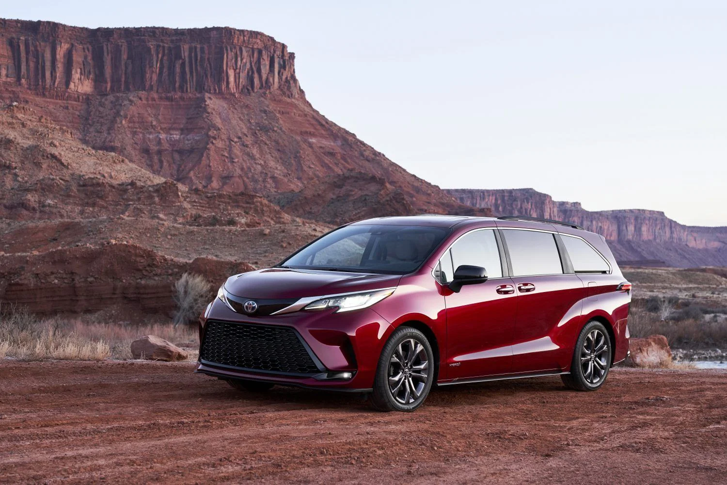 Toyota Sienna 2.5 (245 Hp) Hybrid e-CVT2020 - thumbnail 11