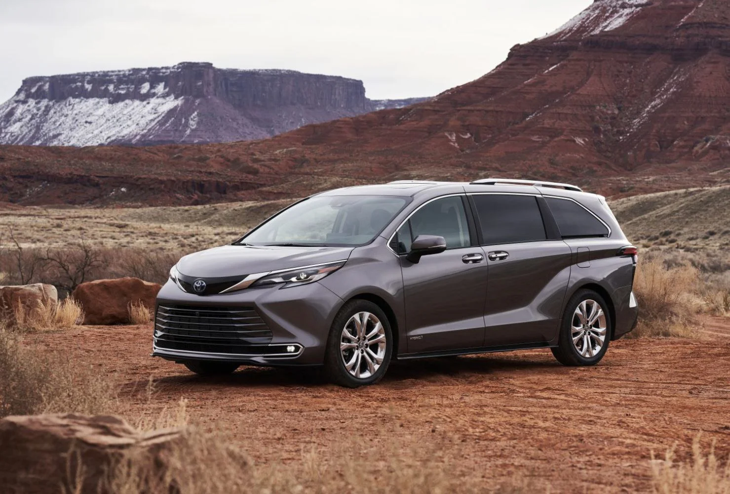 Toyota Sienna 2.5 (245 Hp) Hybrid e-CVT2020 - thumbnail 4