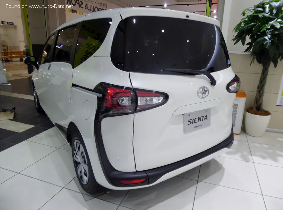 Toyota Sienta 1.5 (101 Hp) Hybrid e-CVT2018 - thumbnail 2