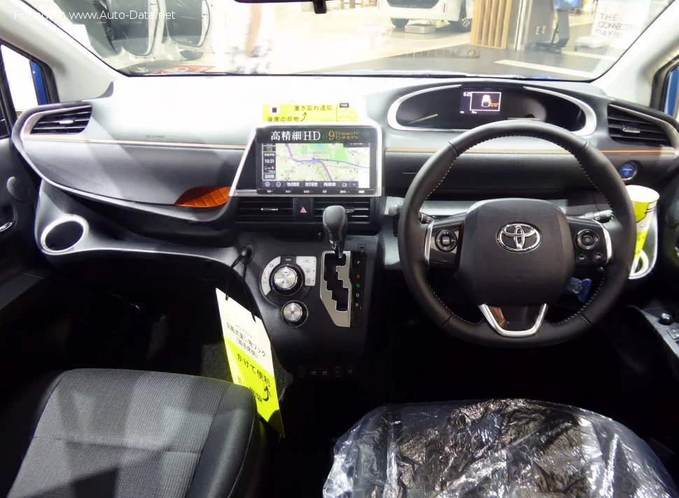 Toyota Sienta 1.5 (101 Hp) Hybrid e-CVT2018 - thumbnail 9