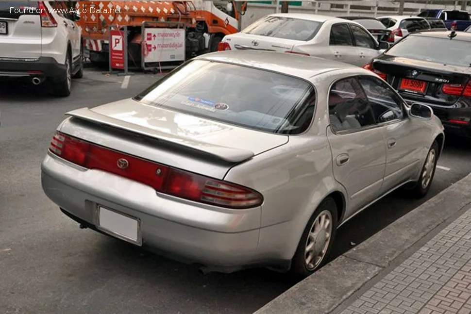 Toyota Sprinter 1.5 (105 Hp)1992 - 1997 thumbnail 2