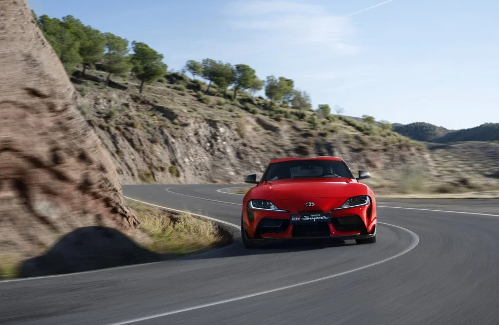 Toyota Supra 2.0 (197 Hp) Automatic2019 - thumbnail 2