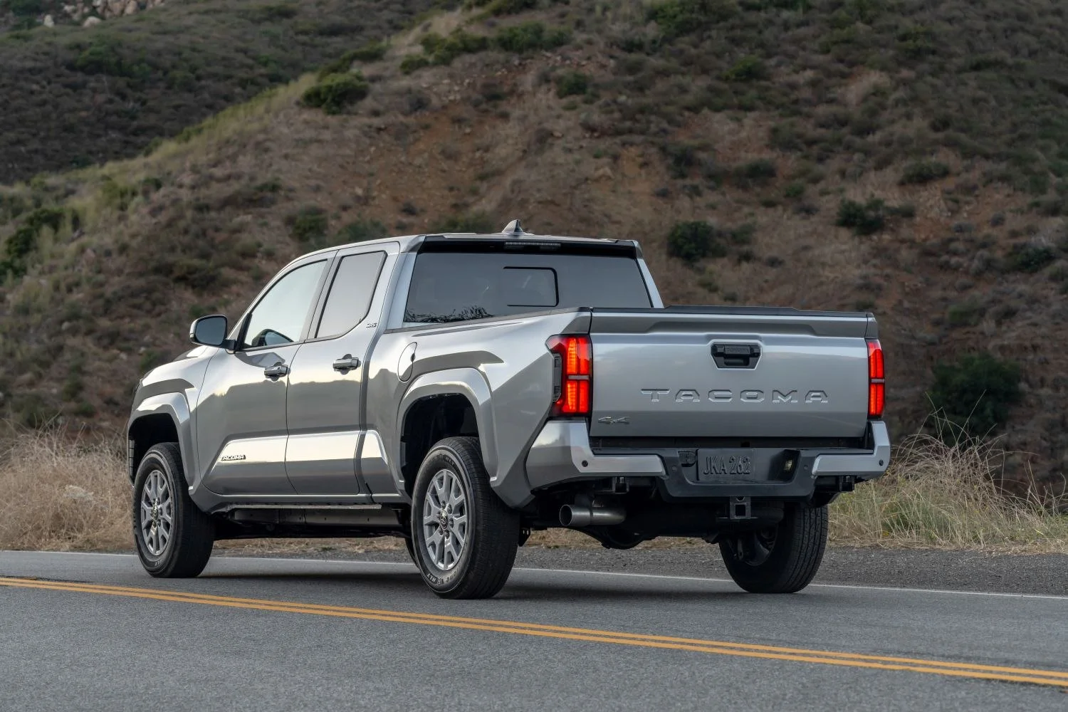 Toyota Tacoma 2.4 i-FORCE (278 Hp) 4x4 ECT-i2023 - thumbnail 3