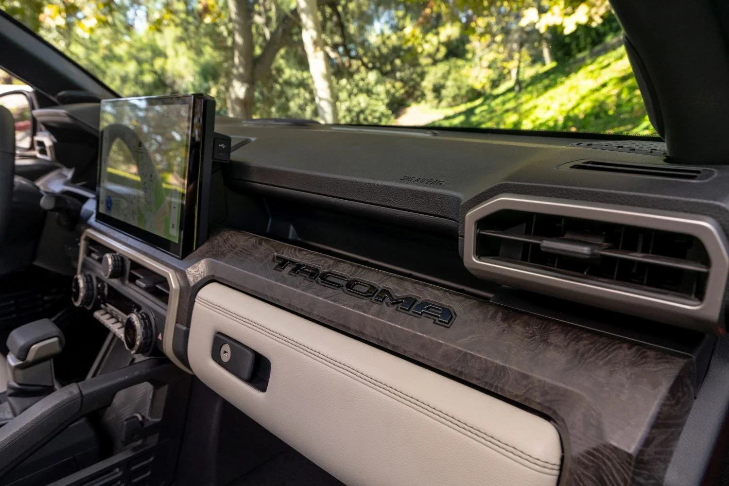 Toyota Tacoma 2.4 i-FORCE (228 Hp) 4x4 ECT-i2023 - thumbnail 18