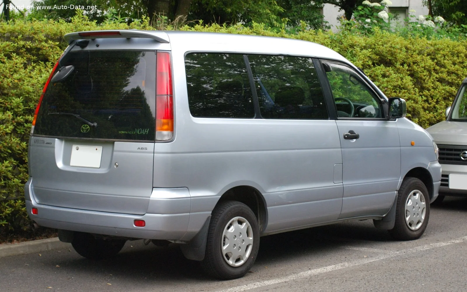 Toyota Town Ace 2.0 (130 Hp)1996 - 2001 thumbnail 2