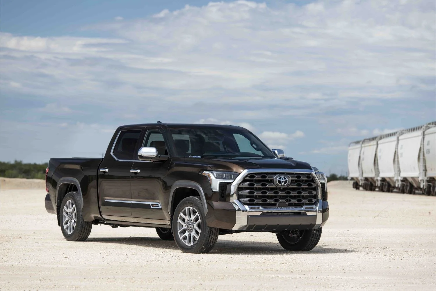 Toyota Tundra 3.5 V6 i-FORCE (389 Hp) 4x2 ECT-i2021 - thumbnail 2