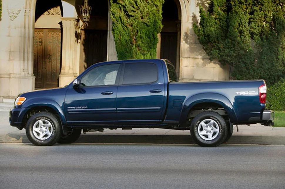 Toyota Tundra SR5 4.7i V8 (240 Hp) 4x4 Automatic2002 - 2004 thumbnail 2