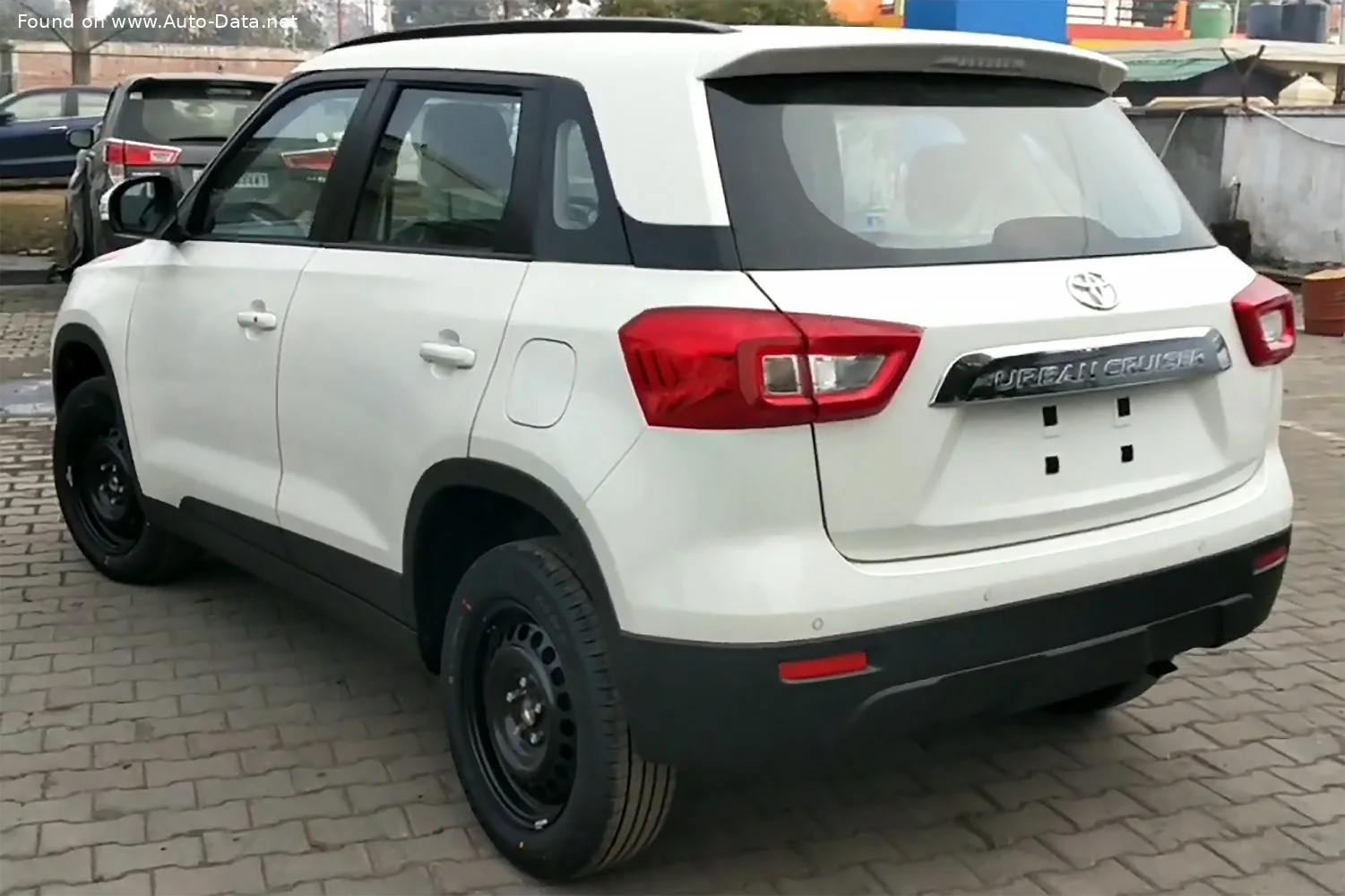 Toyota Urban Cruiser 1.5i (105 Hp)2020 - thumbnail 2