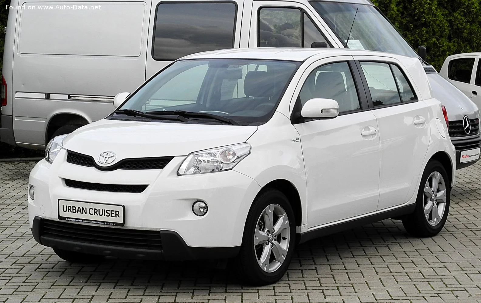 Toyota Urban Cruiser 1.33 VVT-i (100 Hp)2008 - 2014 - 1