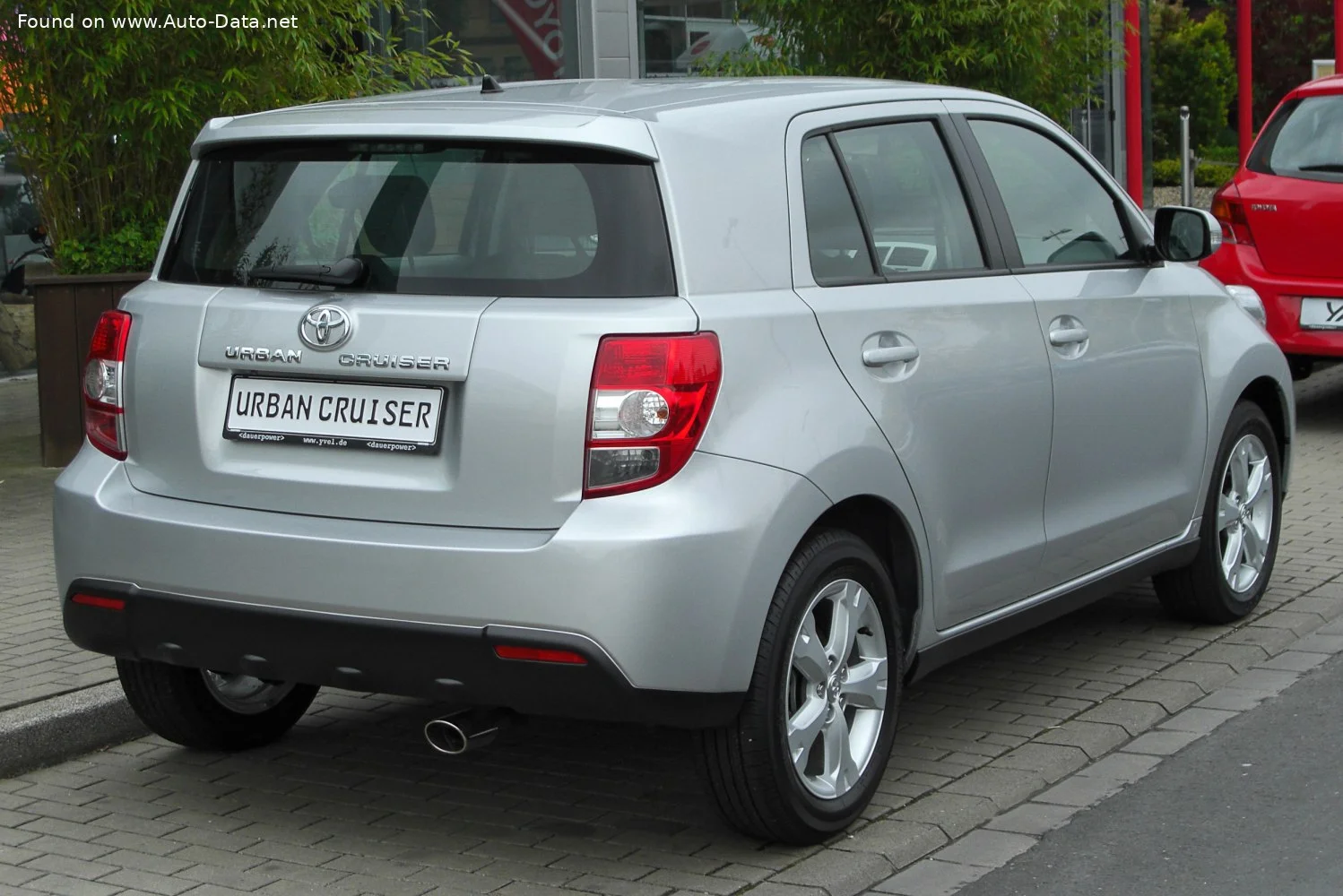 Toyota Urban Cruiser 1.33 VVT-i (100 Hp)2008 - 2014 thumbnail 3