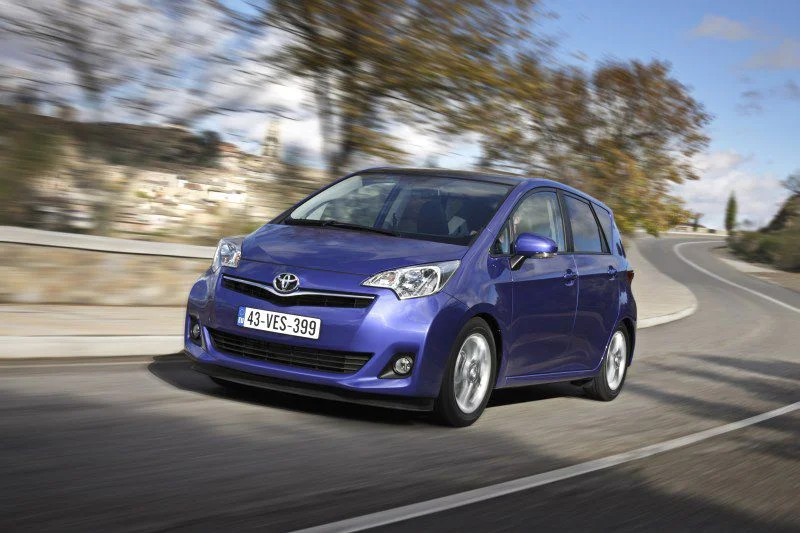 Toyota Verso-S 1.33 Dual VVT-i (99 Hp)2015 - 2017 - 1