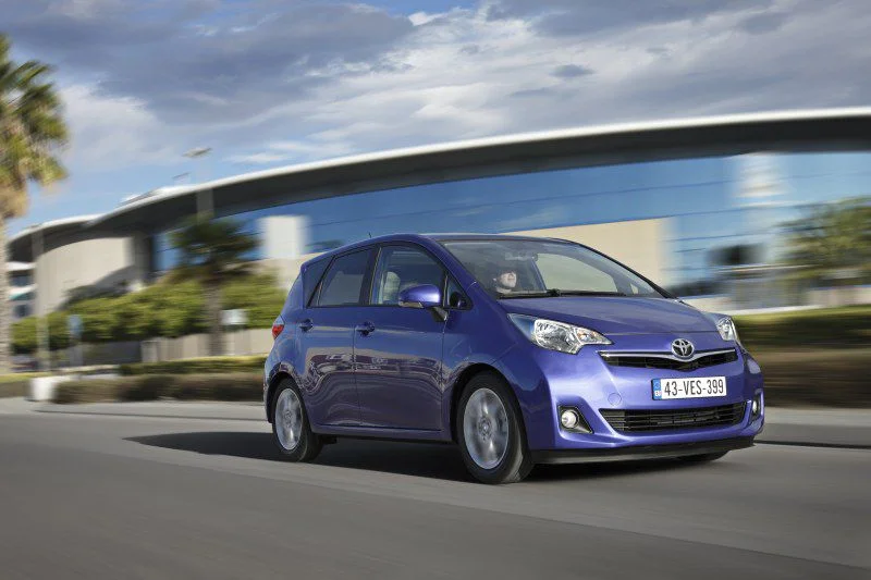 Toyota Verso-S 1.33 Dual VVT-i (99 Hp)2015 - 2017 thumbnail 12