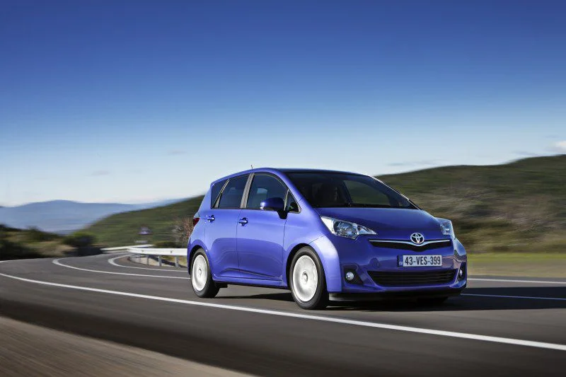Toyota Verso-S 1.33 Dual VVT-i (99 Hp)2015 - 2017 thumbnail 16