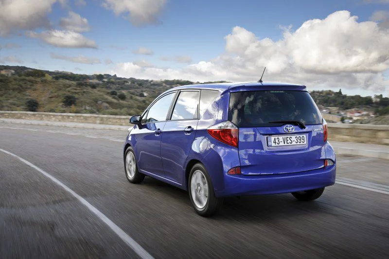 Toyota Verso-S 1.33 Dual VVT-i (99 Hp)2015 - 2017 thumbnail 9