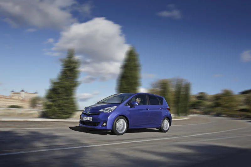 Toyota Verso-S 1.33 Dual VVT-i (99 Hp)2015 - 2017 thumbnail 10
