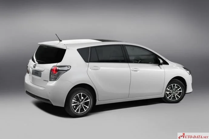 Toyota Verso 1.6 D-4D (112 Hp)2014 - 2018 thumbnail 6