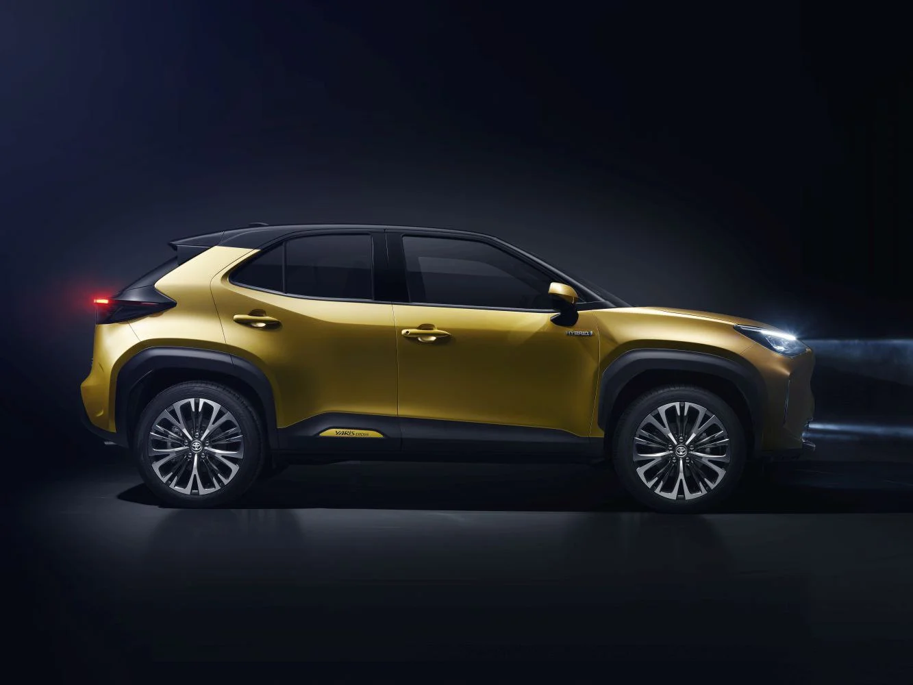 Toyota Yaris Cross 1.5 (116 Hp) Hybrid ECVT2020 - thumbnail 2