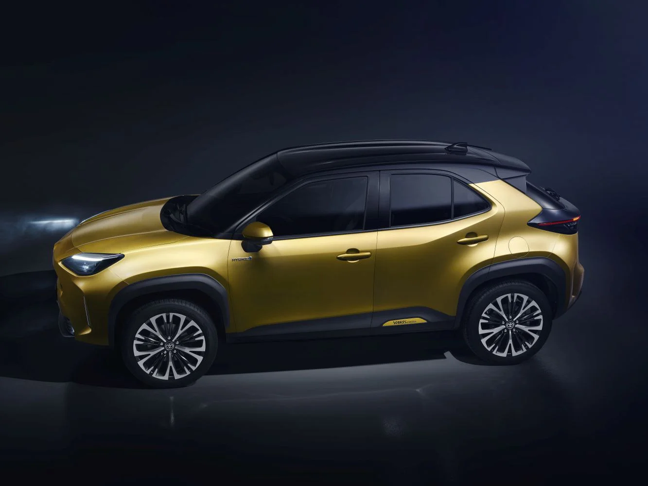 Toyota Yaris Cross 1.5 (116 Hp) Hybrid ECVT2020 - thumbnail 4