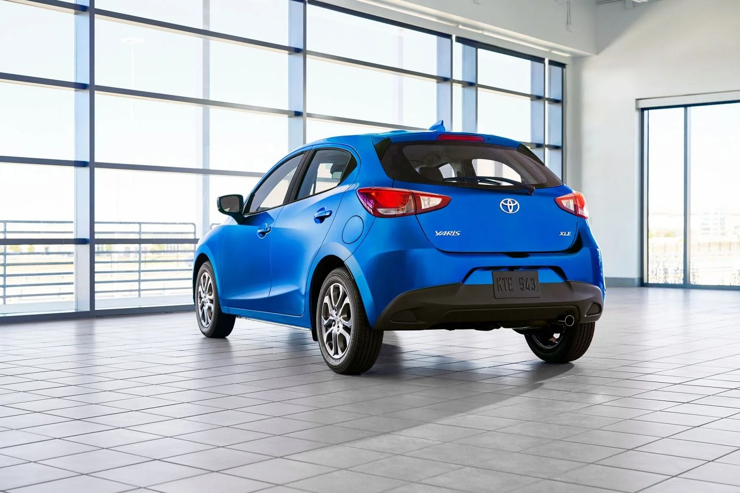 Toyota Yaris 1.5 (106 Hp) Automatic2019 - 2020 thumbnail 2