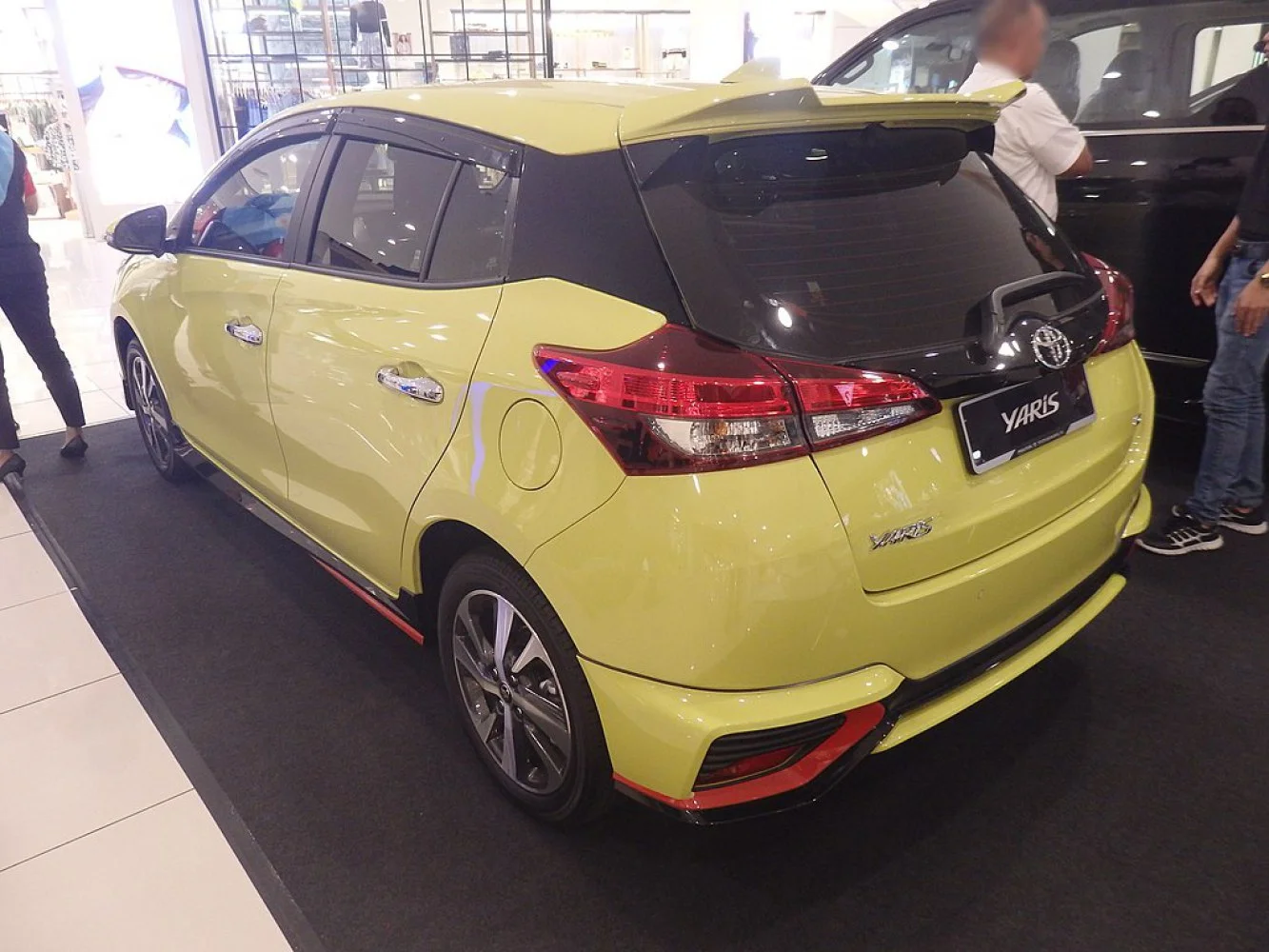 Toyota Yaris 1.2 (92 Hp) CVT2019 - 2020 thumbnail 2
