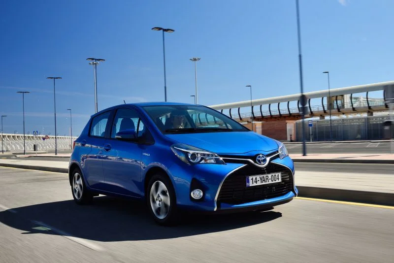 Toyota Yaris 1.0 VVT-i (69 Hp)2014 - 2017 thumbnail 3