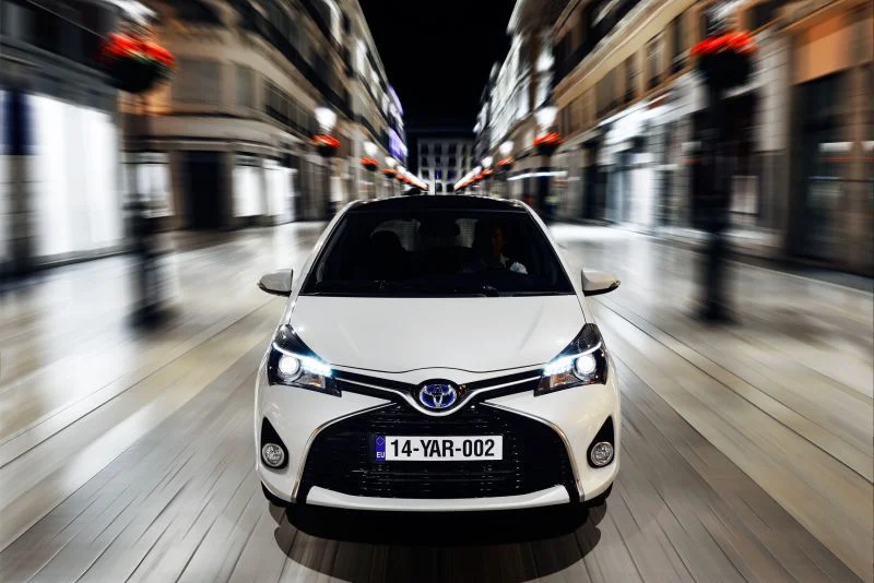Toyota Yaris 1.0 VVT-i (69 Hp)2014 - 2017 thumbnail 9