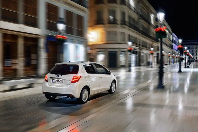 Toyota Yaris 1.0 VVT-i (69 Hp)2014 - 2017 thumbnail 10