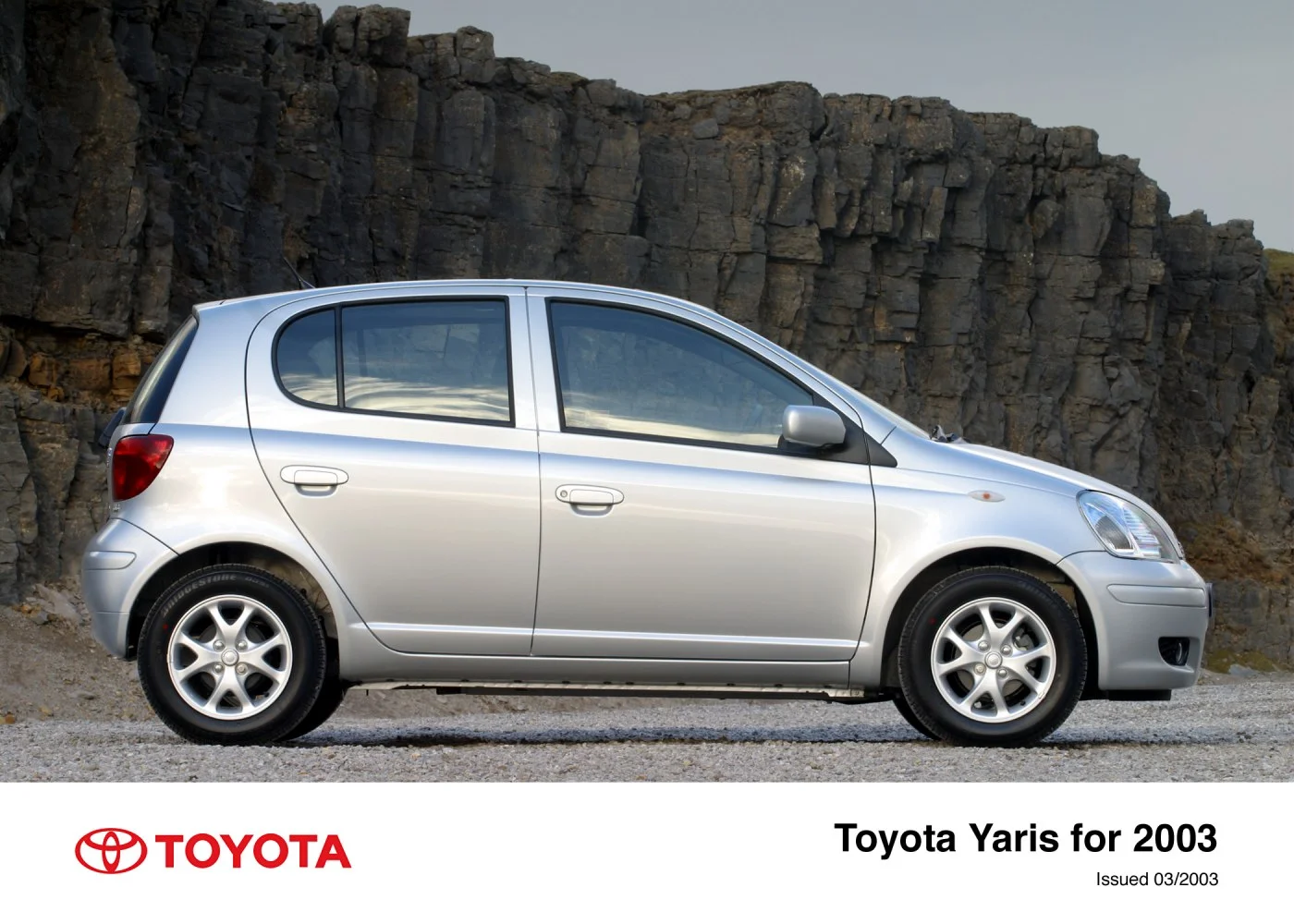 Toyota Yaris 1.0 VVT-i (65 Hp)2003 - 2005 thumbnail 2