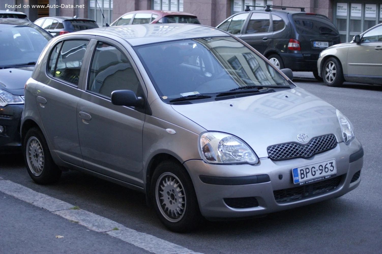 Toyota Yaris 1.0 VVT-i (65 Hp)2003 - 2005 thumbnail 6